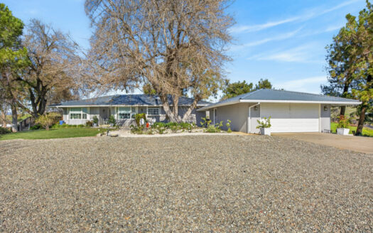 Capay Valley Retreat on 10 Acres with Solar