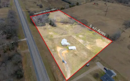 Country Home on 6 Acres Winnsboro Wood County Texas 3BR-2BA