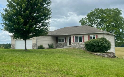 Country Home for sale in Missouri