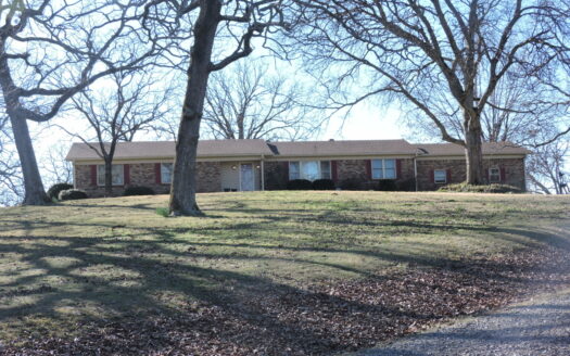 Stunning Hilltop Retreat 66 Acres Breathtaking Mountain VIEWS