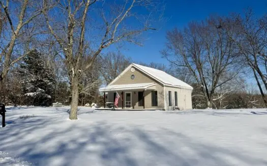 Home with Acreage for Sale in Salem, Missouri