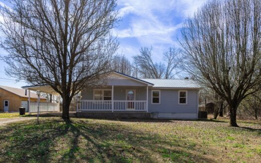 Country Home for Sale in Lewis County, Tennessee