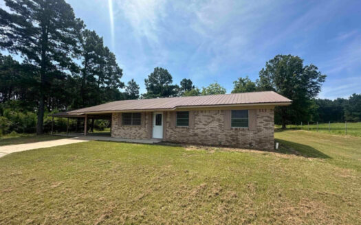 3 Bed Brick Home with Acreage | Remodeled | Atlanta, TX