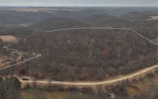 Buildable property on 15-Acres of Southwest Wisconsin Hunting