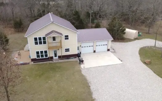 5 Bedroom Home with Acreage for Sale in Salem, Missouri