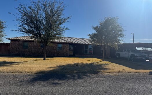 Secluded Home In The Country & Acreage for Sale in Ft Stockton TX