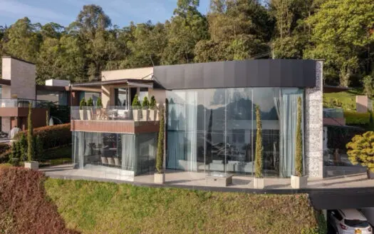 Casa de lujo en Vía Las Palmas Medellín