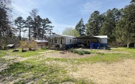 Secluded Home and Acreage For Sale in Arkansas