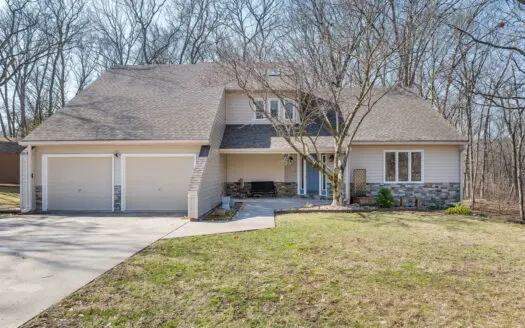 Perfect Country Escape Minutes from Town!