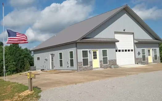 Country Home for Sale in Lewis County, Tennessee