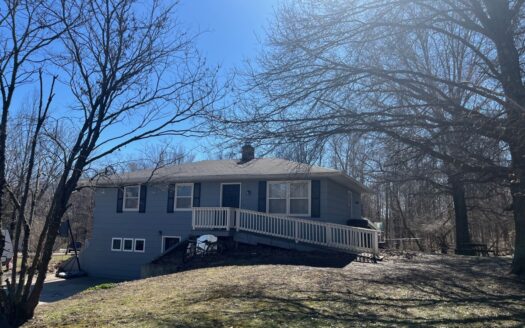 For Sale 4 Bed, 2 Bath Country Home on 1+ Acre Chillicothe, MO