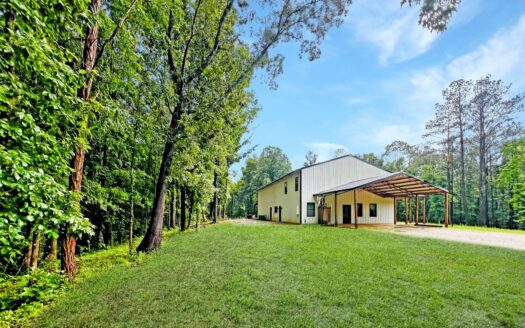 Luxury Custom Barndominium w/ Shop on BIG Acreage