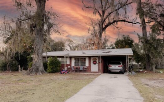 Home For Sale In Lake City Florida In Established Subdivision