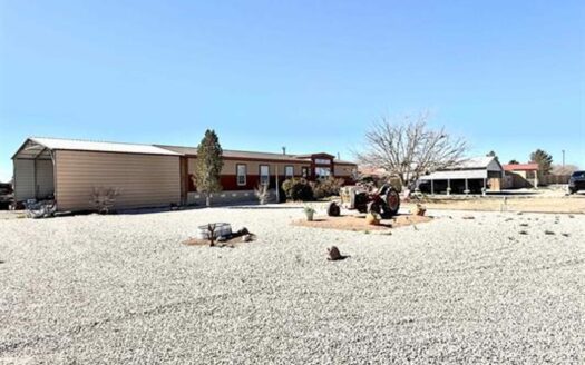 Country Home For Sale Located Just Outside of Artesia New Mexico