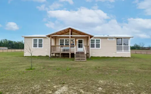 Homestead Ready 2023 Home on 10 Fenced Acres in O’Brien, FL