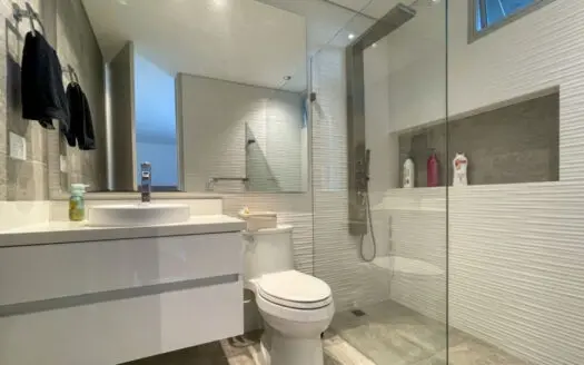 Country House for Sale in Medellín, Antioquia Colombia