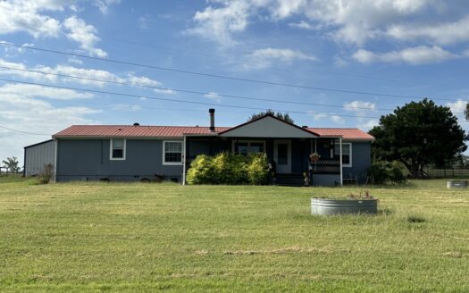 East Texas Mobile Home and Acreage For Sale