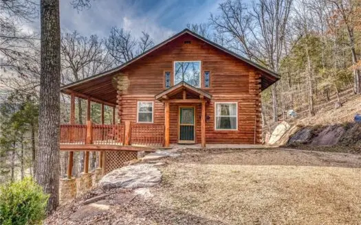 Mountain Views Log Home Cabin For Sale in Newton Co on 12.33 Ac