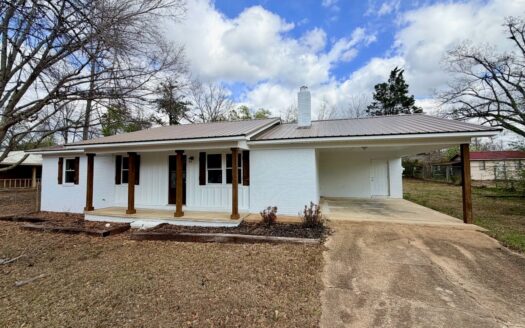 NEWLY REMODELED home w/ New Appliances Booneville, MS City Limits