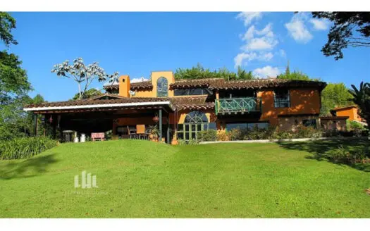 Farm & Ranch for Sale in Rionegro, Antioquia Colombia