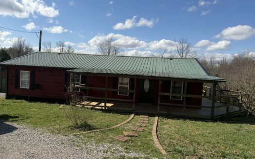 Charming 4-Bedroom Home Near Dale Hollow and Lake Cumberland