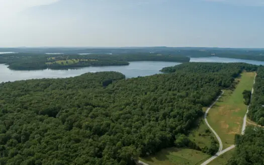 Lot 2 In Gated Subdivision on Bull Shoals Lake Peninsula