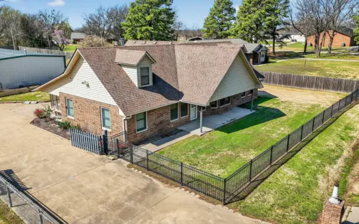 Chouteau, Oklahoma Home For Sale on 1.45 Acres