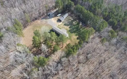 Haven Hill Retreat: 4 Acres, Privacy, Shop & Garage