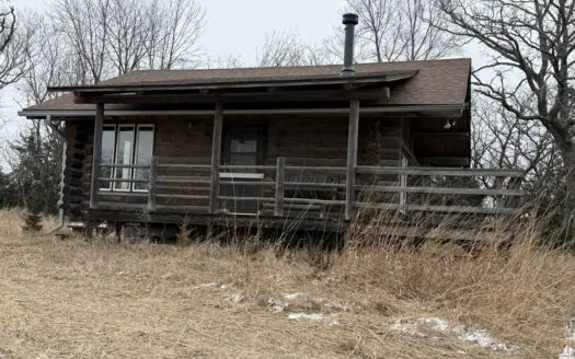 Premier Nebraska Hunting Retreat,  25 acres with Log Cabin