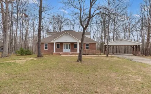 Country Home for Sale in Lewis County, Tennessee