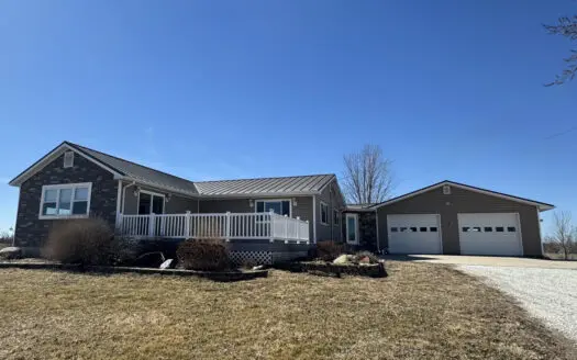 Country Home in Davis City, Iowa Sitting on Two Acres
