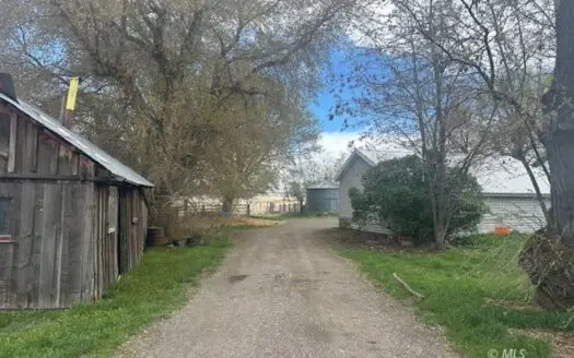 2 bedroom home on 49.70 acres in Lake City CA