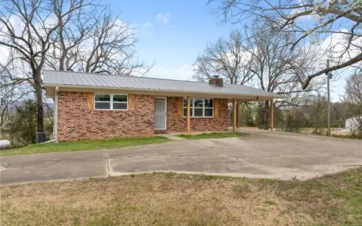 Updated Home With Sulphur Mountain View For Sale Harrison