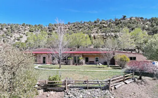 Country Home with Shop, Acreage, Irrigation For Sale in Colorado