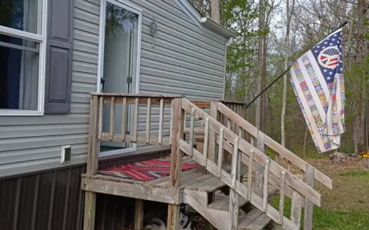 Charming Country Home in Liberty