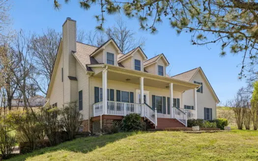 Country Home for Sale on 8 acres.