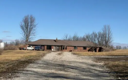 Coming Soon – Holt Mo Home And 10 Acres For Sale