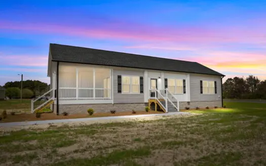 Modern 3BR Home Near Greenville & Raleigh