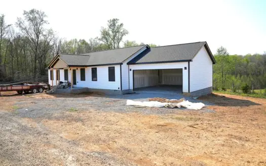 NEW HOME, Pasture, Hunting, Country Setting, Quiet Road