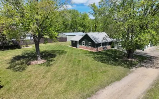Country charm meets modern updates in Sparta