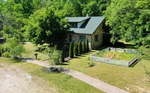 Updated 4 Bedroom Home for Sale in Salem, Missouri