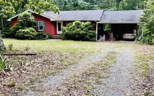 Country Home for Sale in Lewis County, Tennessee