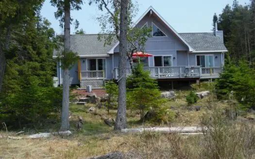 Beautiful Waterfront property on Drummond Island, Michigan