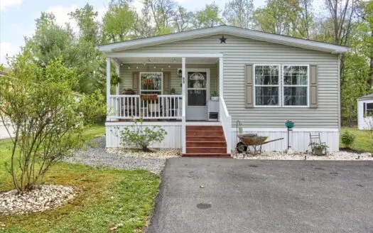 69 S. Elmer Ave, Halifax, PA 17032
