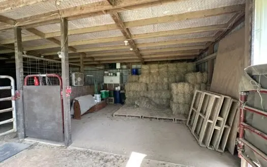 East Texas Home On Acreage For Sale
