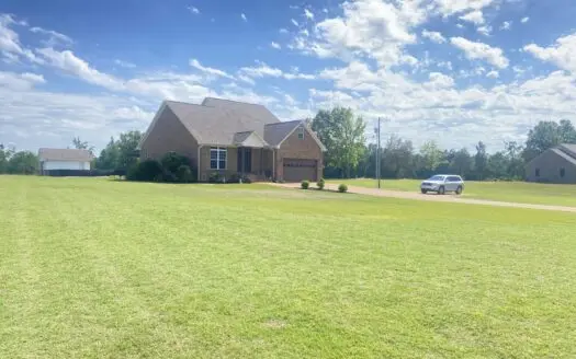 Home For Sale In Adamsville Tn With Pool Near Tn River Fishing