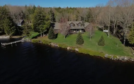 Beautiful Home on Caribou Lake just west of De Tour Village