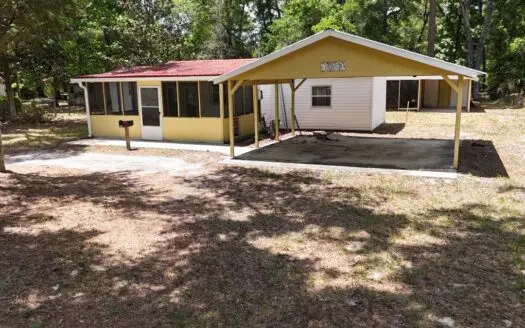 2 Bedroom in Chiefland, FL for Sale