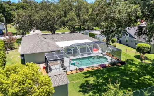 South Lakeland, Pool, 4 Bedrooms, 2 Baths, Large AC Florida Rm,