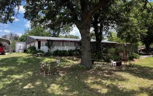 Duplex Near Canton Lake – Vacation Home or Investment Opportunity